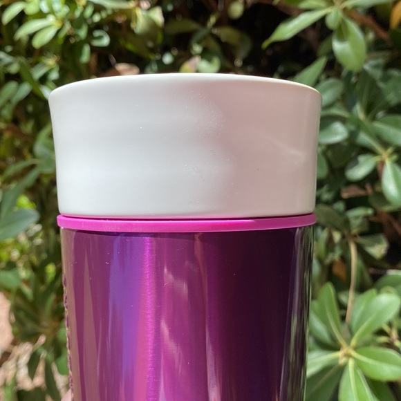 Brand New Giftable Starbucks travel cup for hot or cold drinks - Picture 2 of 6